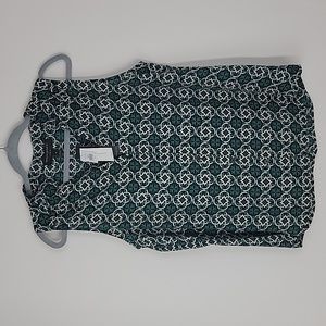 NWT. Banana republic classic fit blouse size medium